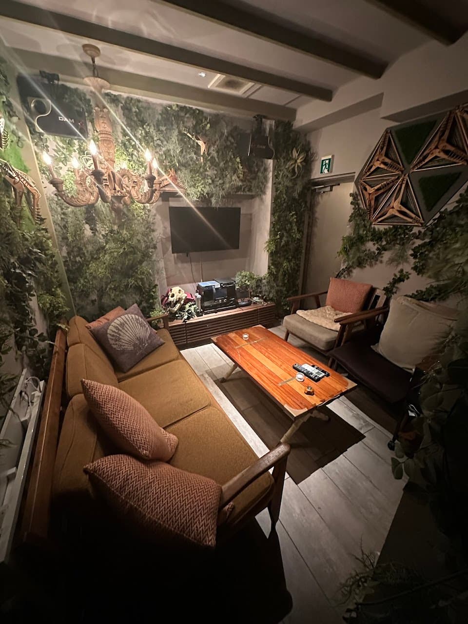 Chillrug - Shisha Lounge / Cafe Bar 2