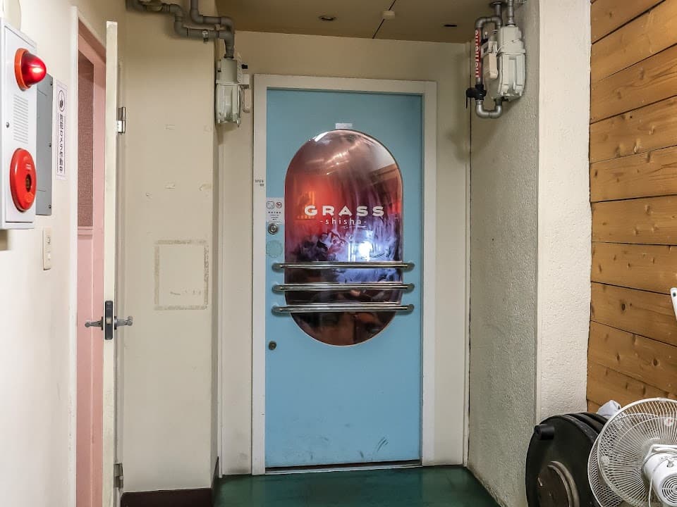 すすきのにあるシーシャが美味しいBAR GRASS 3