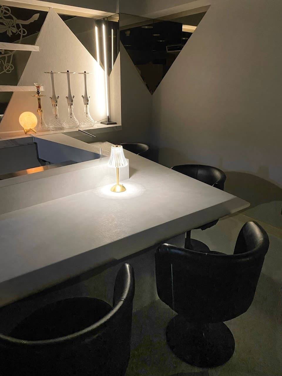 シーシャバー Level 那覇 夜カフェ
