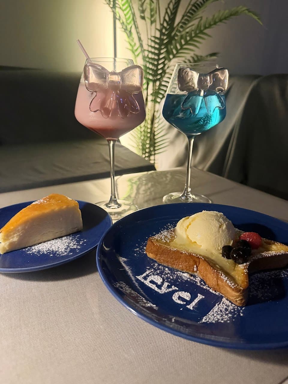 シーシャバー Level 那覇 夜カフェ 2