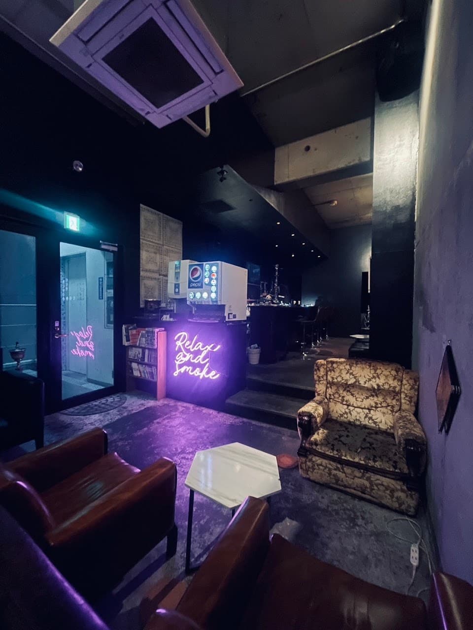 SHISHA CAFE RAS 博多・大名店(シーシャカフェラス) 3