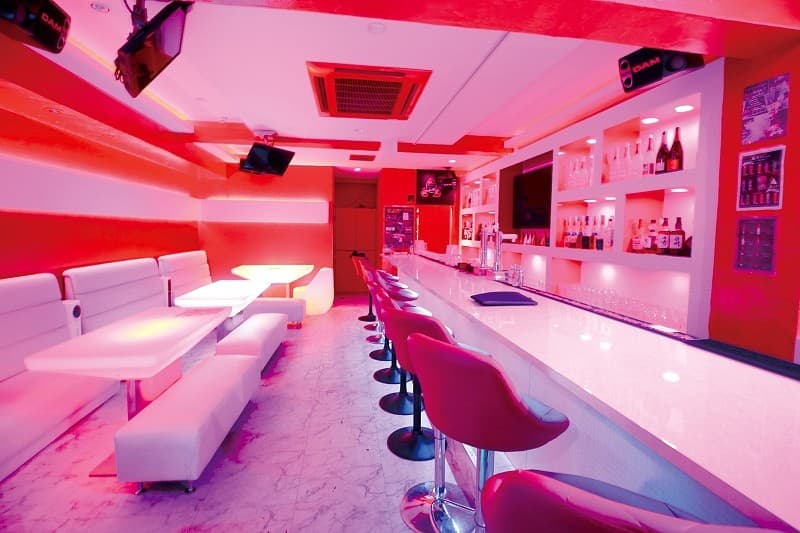 シーシャカフェバー ライブリー