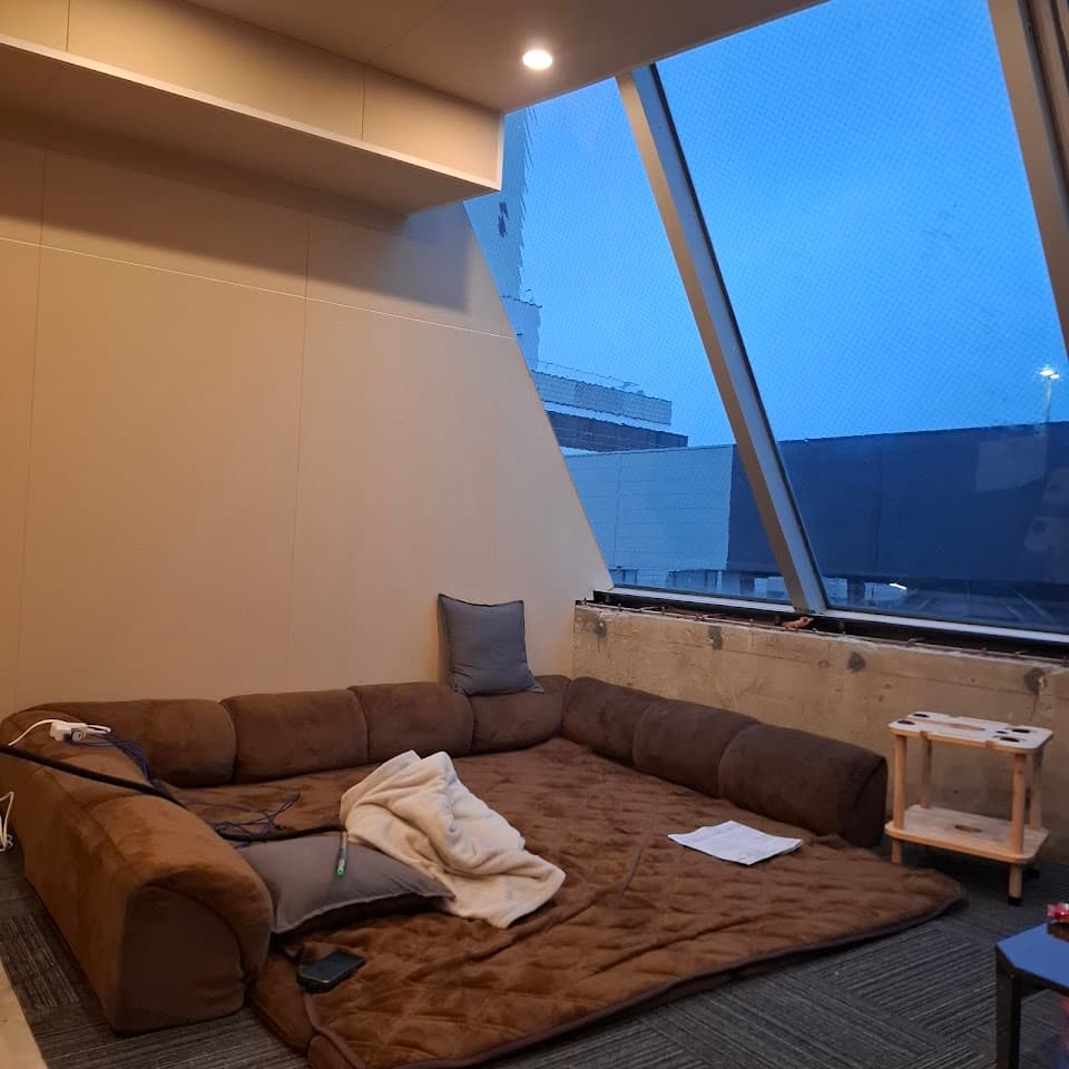 沼津シーシャ Relasmoke(リラスモーク) 3