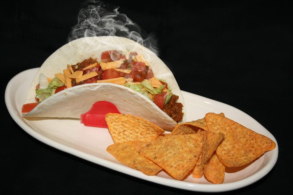 TOM'S HOOKAH CAFE 2