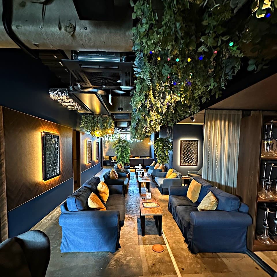シーシャ カフェ&バー C.STAND(シースタンド)天神大名店 3